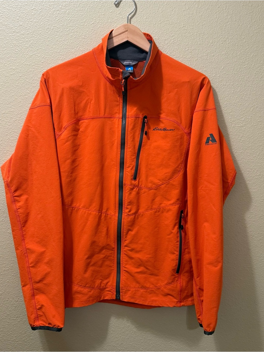 Men’s Medium Eddie Bauer Orange First Ascent Waterproof Rain Wind Jacket